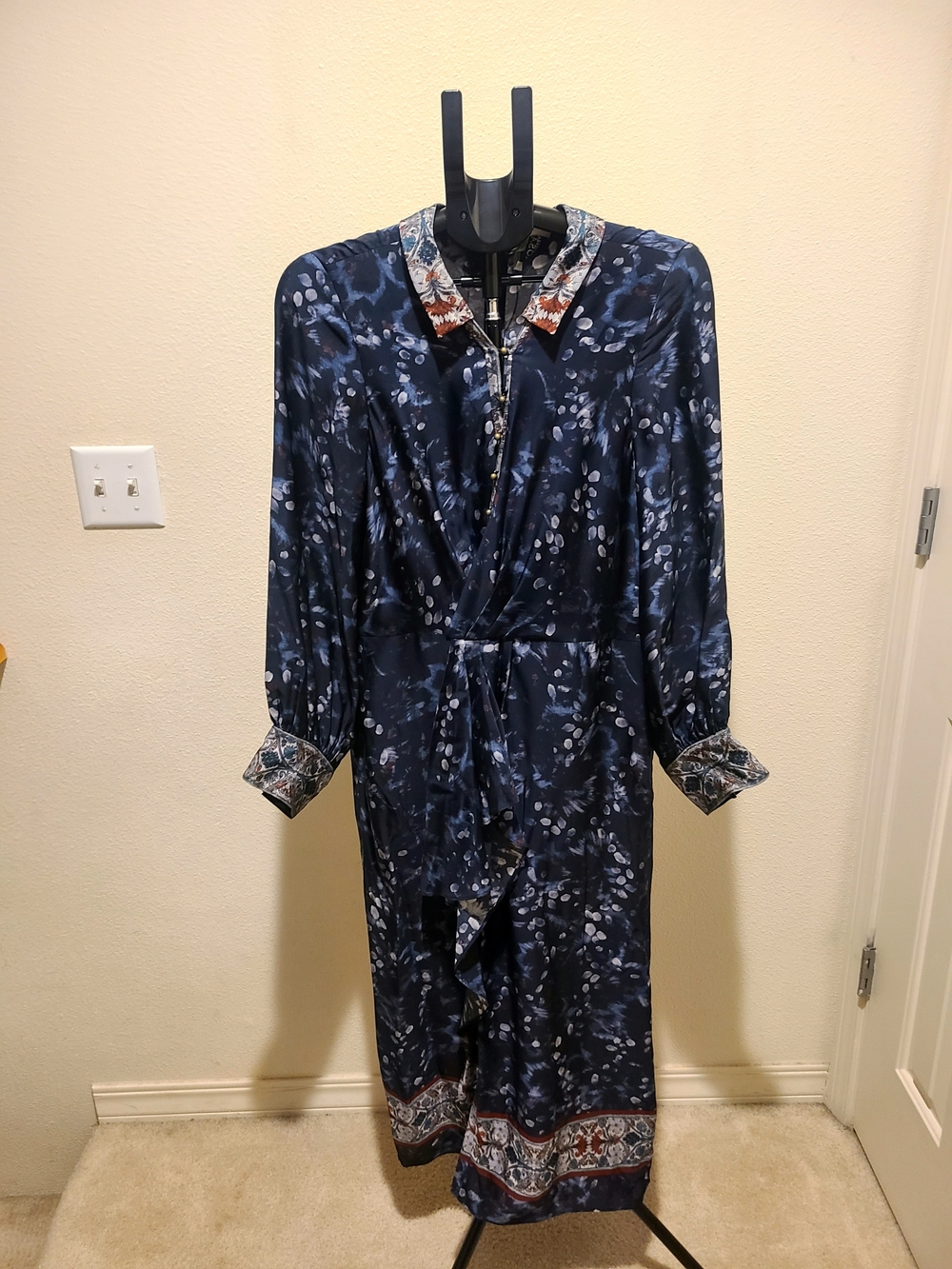 Marchesa Rosa Wrap-Front Navy Floral Midi Dress - Picture 2 of 4
